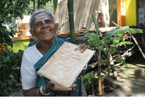 Saalumarada Thimmakka - First Female Environmentalist